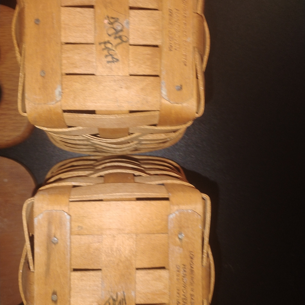 Heart-Shaped Wooden Basket Set - Picture 3 of 3